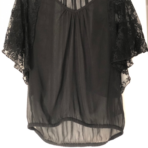 Express Sheer Lace Sleeve Blouse - Picture 2 of 3